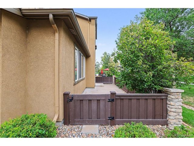 10546 Graymont Ln B, Littleton, CO 80126