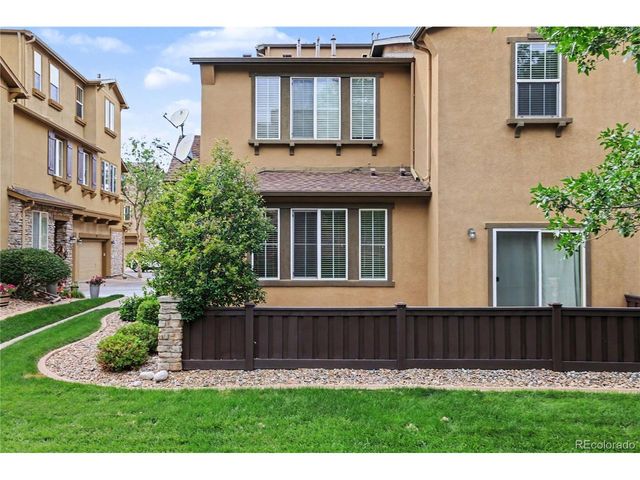 10546 Graymont Ln B, Littleton, CO 80126