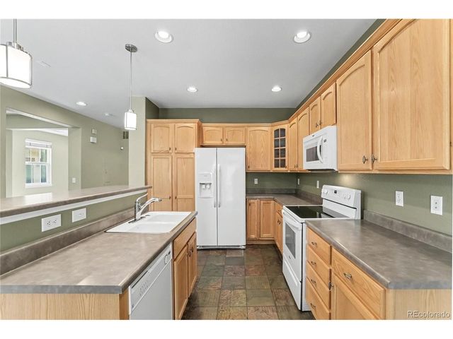 10546 Graymont Ln B, Littleton, CO 80126