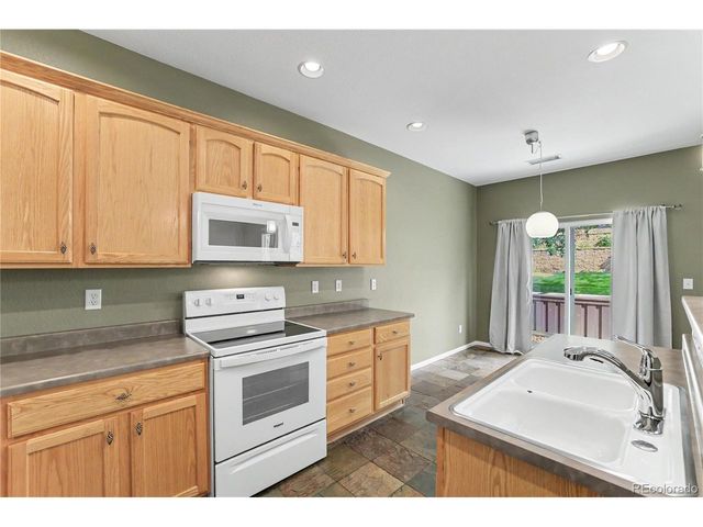 10546 Graymont Ln B, Littleton, CO 80126