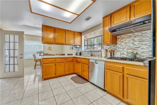 3640 Calle Estrada, Lancaster, CA 93536
