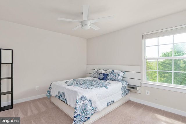 22 GRANVILLE DR, Fredericksburg, VA 22405