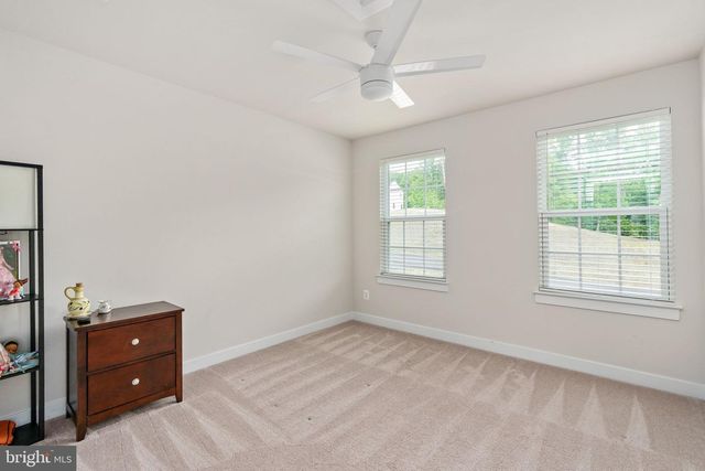 22 GRANVILLE DR, Fredericksburg, VA 22405