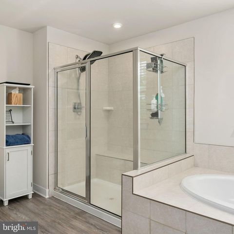 22 GRANVILLE DR, Fredericksburg, VA 22405