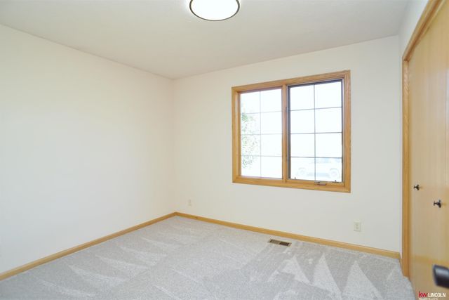 5311 Pony Hill Court, Lincoln, NE 68516