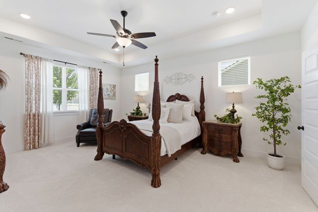 2332 Sachi Ct, Murfreesboro, TN 37128