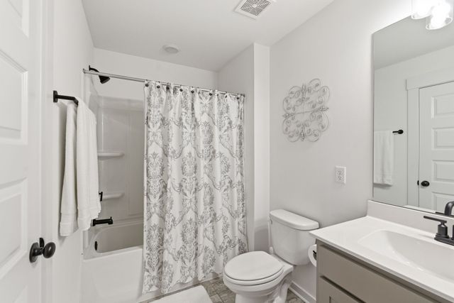 2332 Sachi Ct, Murfreesboro, TN 37128