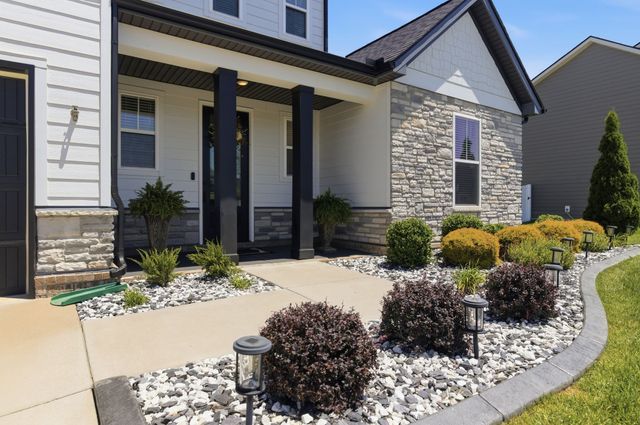2332 Sachi Ct, Murfreesboro, TN 37128
