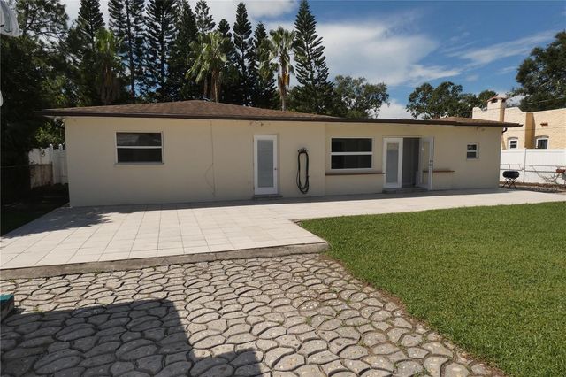 4955 16TH AVENUE N, St Petersburg, FL 33710