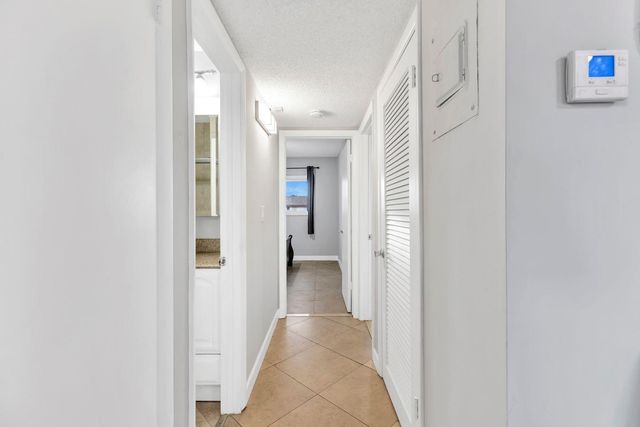 5300 Washington Street D308, Hollywood, FL 33021