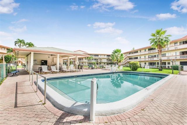 5300 Washington Street D308, Hollywood, FL 33021