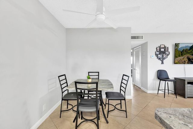 5300 Washington Street D308, Hollywood, FL 33021