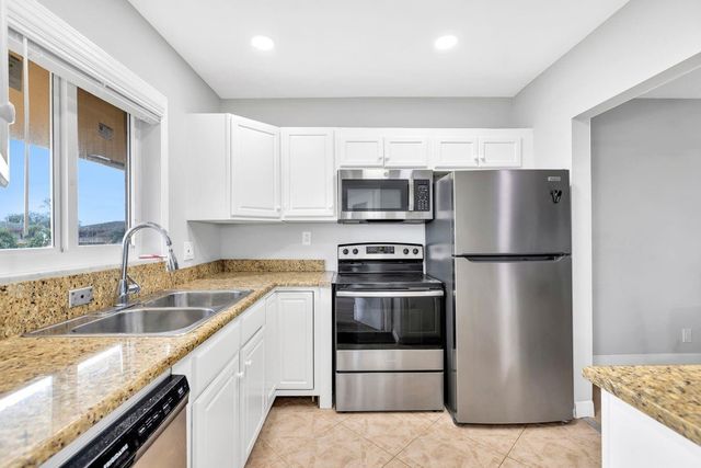 5300 Washington Street D308, Hollywood, FL 33021