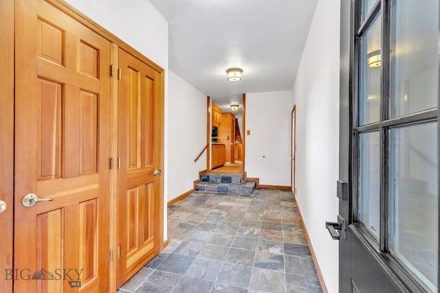 8651 E Panorama Drive E, Bozeman, MT 59715