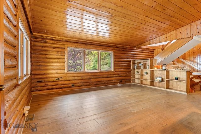 8651 E Panorama Drive E, Bozeman, MT 59715