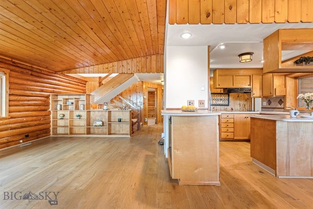 8651 E Panorama Drive E, Bozeman, MT 59715