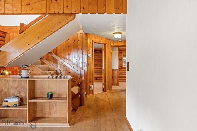 8651 E Panorama Drive E, Bozeman, MT 59715