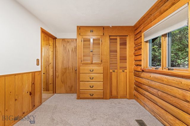 8651 E Panorama Drive E, Bozeman, MT 59715