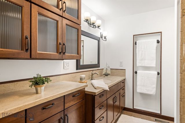 8651 E Panorama Drive E, Bozeman, MT 59715