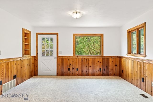 8651 E Panorama Drive E, Bozeman, MT 59715