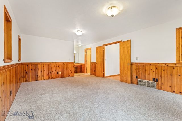 8651 E Panorama Drive E, Bozeman, MT 59715
