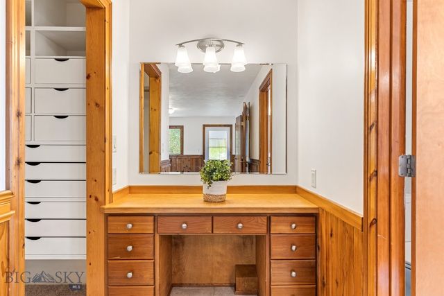 8651 E Panorama Drive E, Bozeman, MT 59715