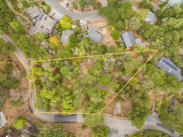 000 Lakeview Way, Redwood City, CA 94062