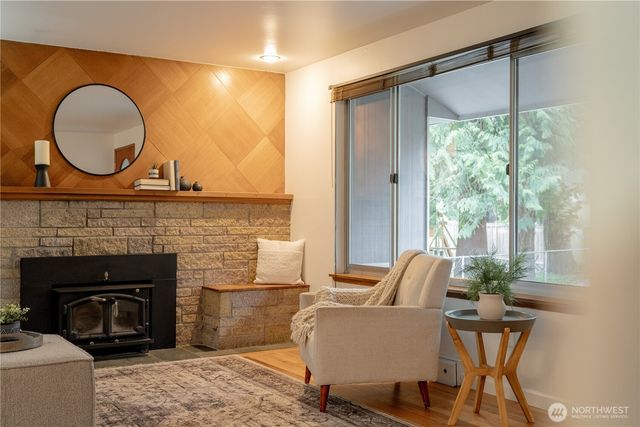 17104 Dayton Avenue N, Shoreline, WA 98133