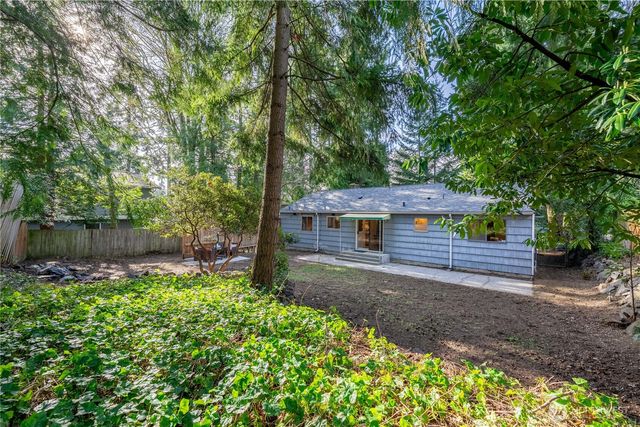 17104 Dayton Avenue N, Shoreline, WA 98133