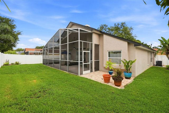 1258 PARADISE LAKE DRIVE, Tarpon Springs, FL 34689