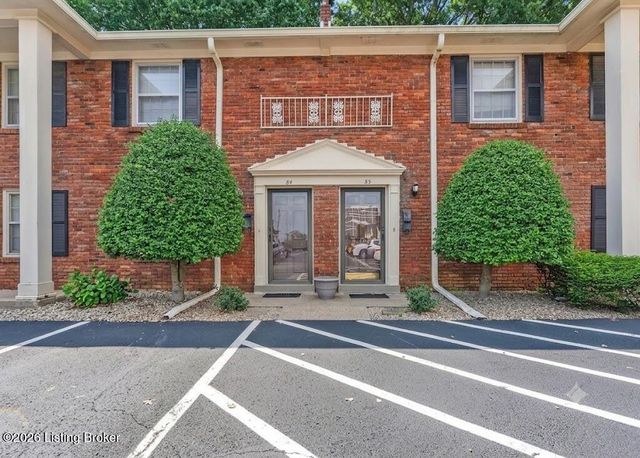 1926 Goldsmith Ln UNIT 85, Louisville, KY 40218