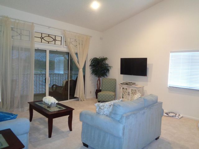 7657 Lexington Club Boulevard, Delray Beach, FL 33446