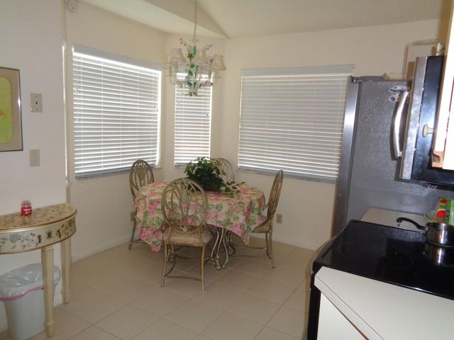 7657 Lexington Club Boulevard, Delray Beach, FL 33446
