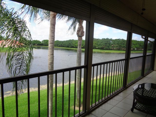 7657 Lexington Club Boulevard, Delray Beach, FL 33446