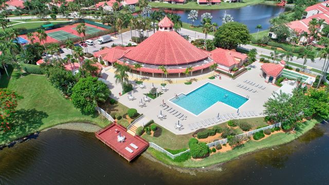 7657 Lexington Club Boulevard, Delray Beach, FL 33446
