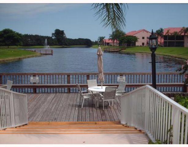 7657 Lexington Club Boulevard, Delray Beach, FL 33446