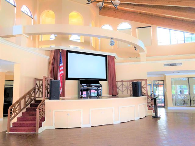 7657 Lexington Club Boulevard, Delray Beach, FL 33446