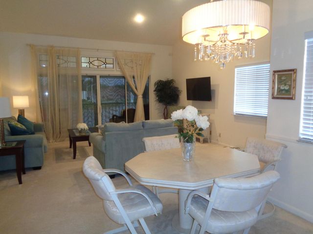 7657 Lexington Club Boulevard, Delray Beach, FL 33446