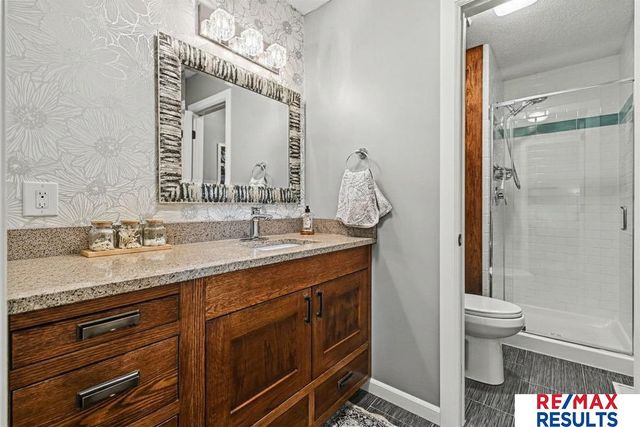 7326 Harvest Hills Drive, La Vista, NE 68128