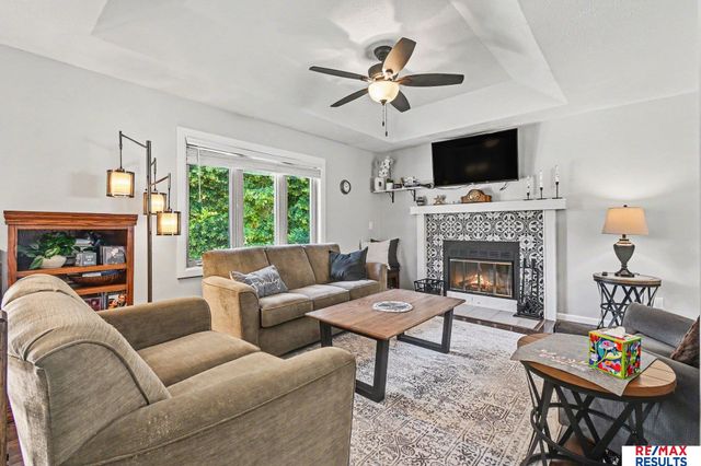 7326 Harvest Hills Drive, La Vista, NE 68128
