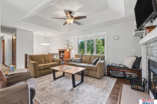 7326 Harvest Hills Drive, La Vista, NE 68128