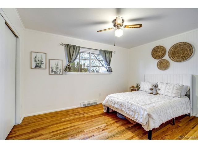 1610 Dixon Dr, Colorado Springs, CO 80909