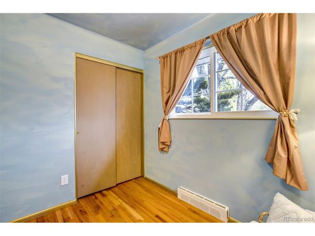 1610 Dixon Dr, Colorado Springs, CO 80909