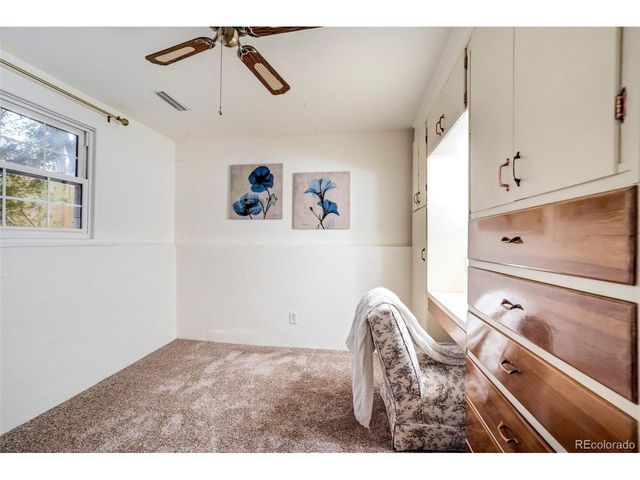 1610 Dixon Dr, Colorado Springs, CO 80909