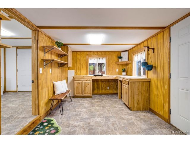 1610 Dixon Dr, Colorado Springs, CO 80909