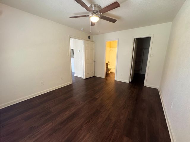 8100 Creekbend Drive 157, Houston, TX 77071