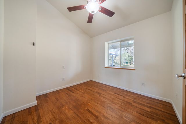 21857 W Elk Trail, Redding, CA 96003