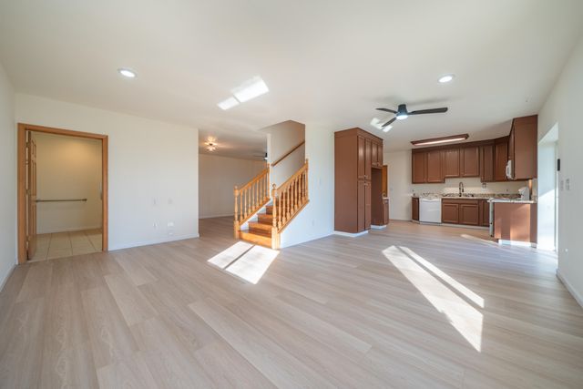 21857 W Elk Trail, Redding, CA 96003