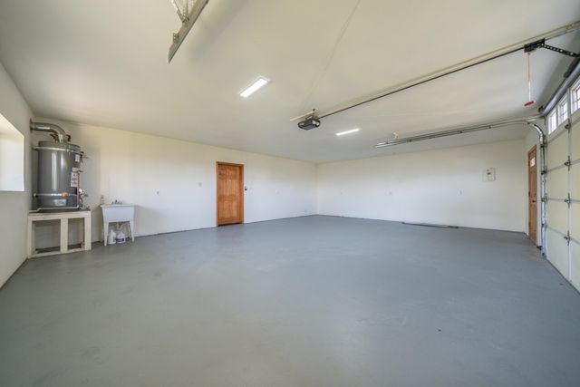 21857 W Elk Trail, Redding, CA 96003