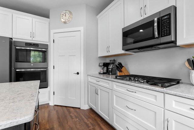 4294 N CRANE DRIVE, Appleton, WI 54914